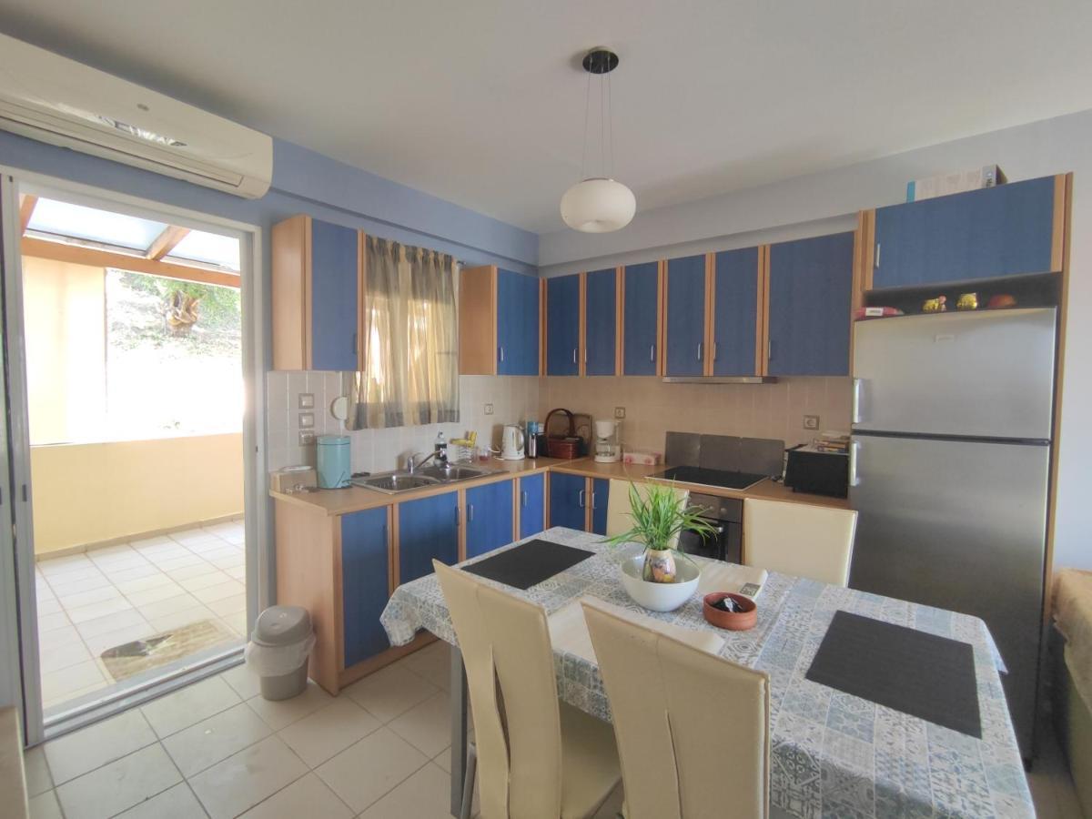 Вилла Seaside House Врачос Экстерьер фото